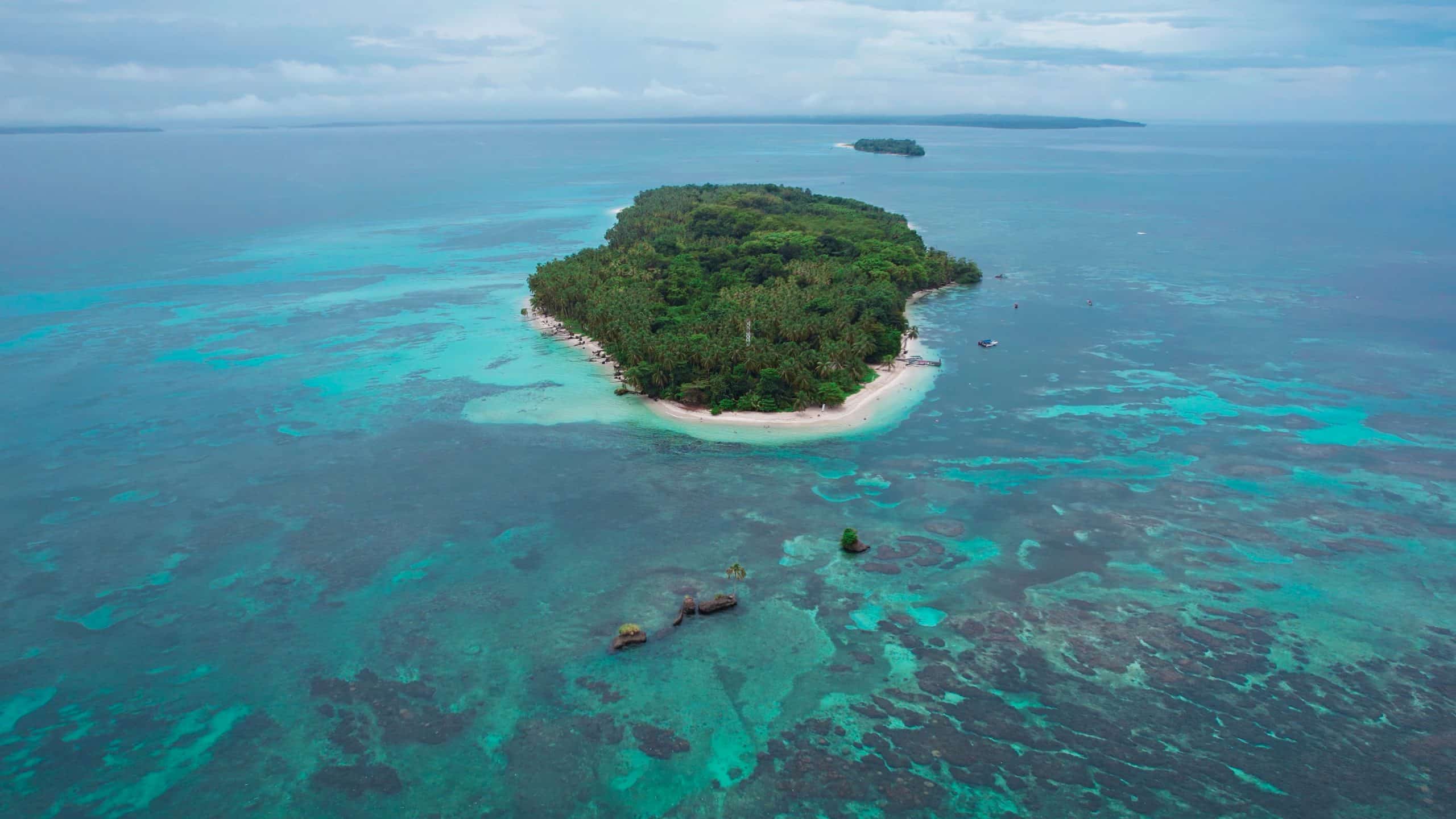 Tour a Cayos ZapatillasBocas del Toro